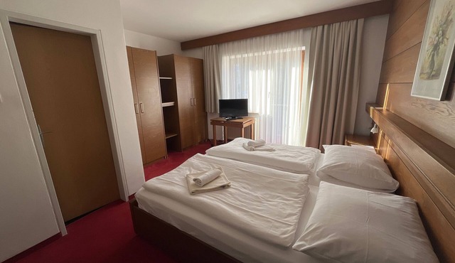 Zimmer 14/2bett mit Balkon - Pension Alpina in Obsteig