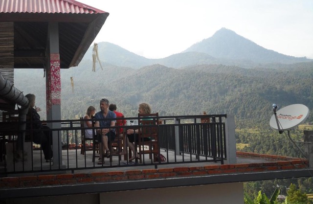 Oka Homestay Warung 