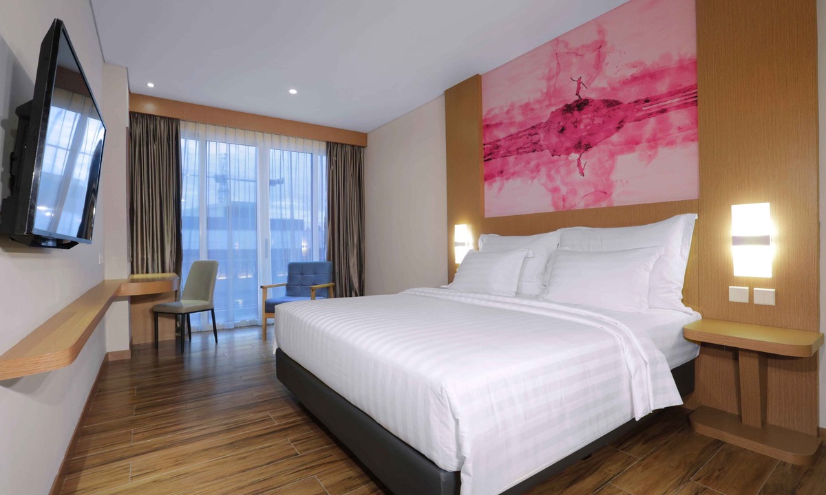 Lubuk Baja Hotel | Favehotel Nagoya - Batam