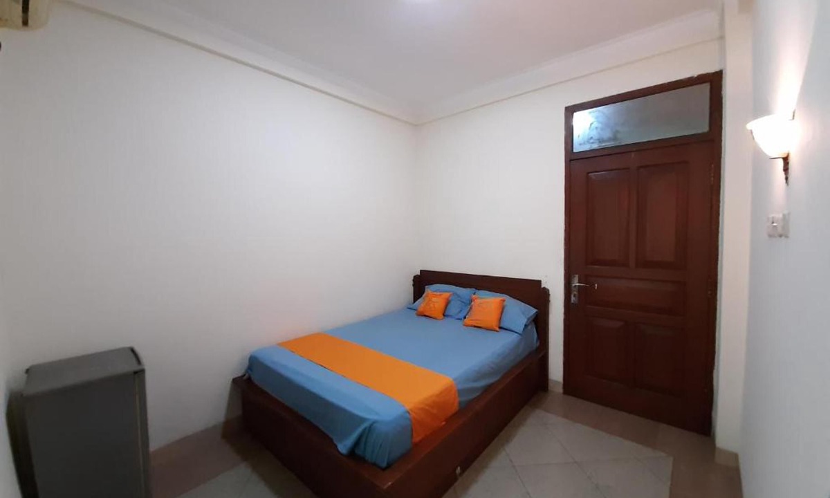 Kuningan Hotel | OYO 91327 Residence 38