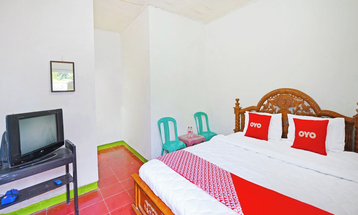 Cilacap Hotel | Spot ON 91270 Hotel Arimbi