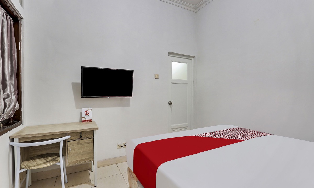 Sinduadi Hotel | OYO 91082 Nathania Exclusive