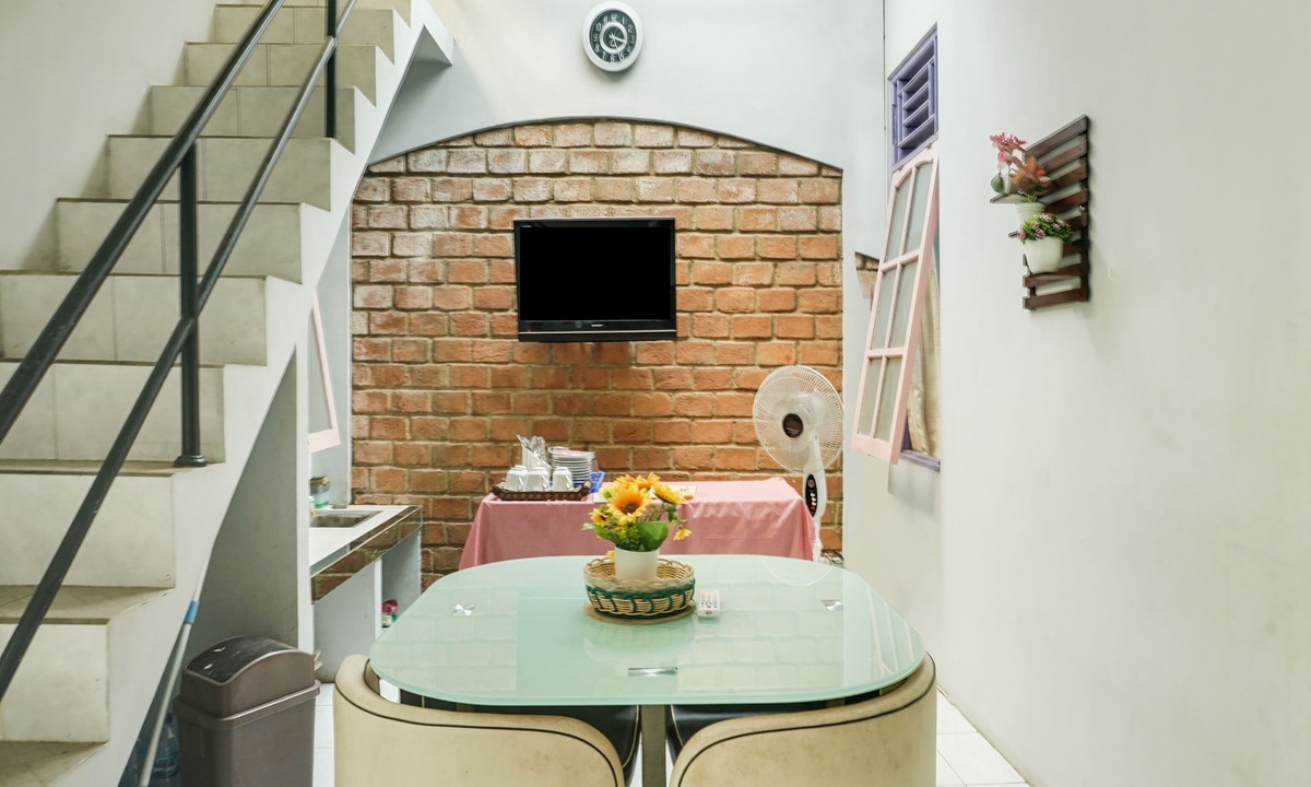 Banjarbaru Hotel | OYO 2872 Garuda Guest House