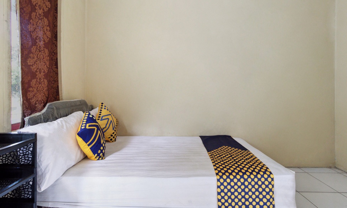 Jatiwangi Hotel | Hotel O Al Mahira Syariah