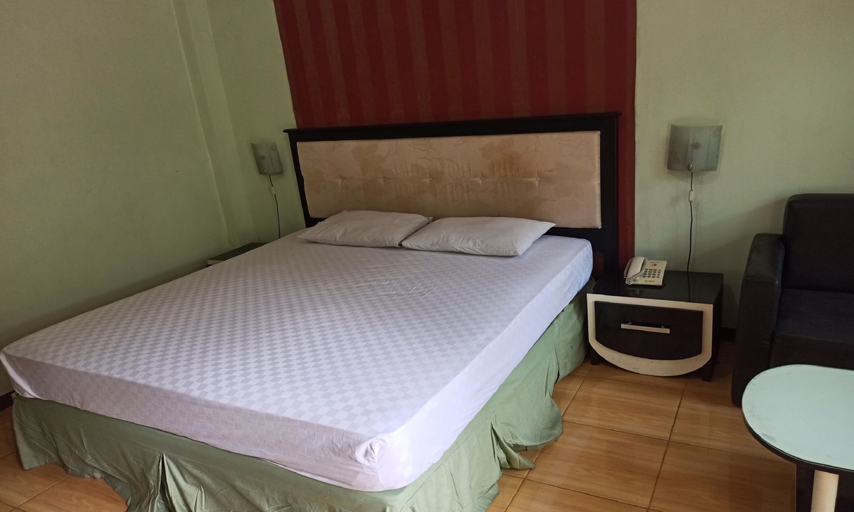 Central Kalimantan Hotel | Hotel O Wisma Pundu Syariah Near Kantor Camat Kota Besi