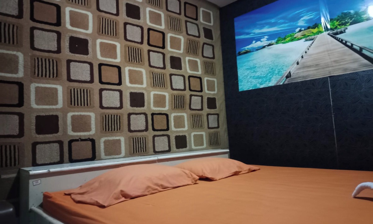 Surabaya Hotel | Hotel O Grand Village