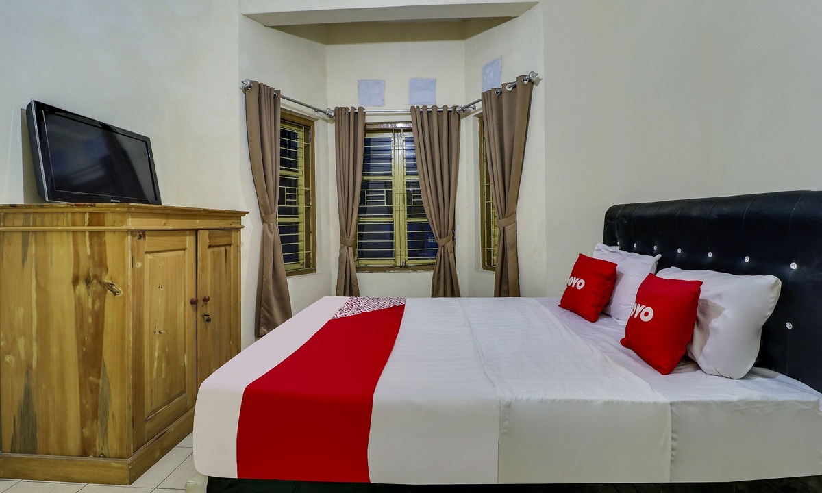 Cikampek House | Hotel O Mutiara Guest House