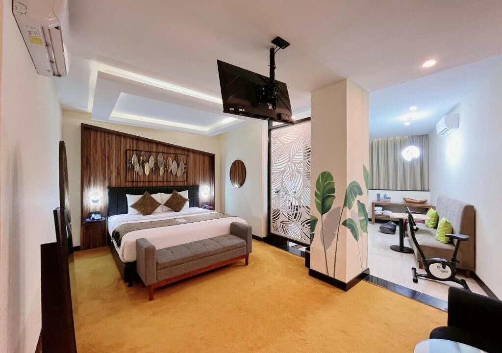 Jakarta Hotel | Oak Tree Urban Jakarta