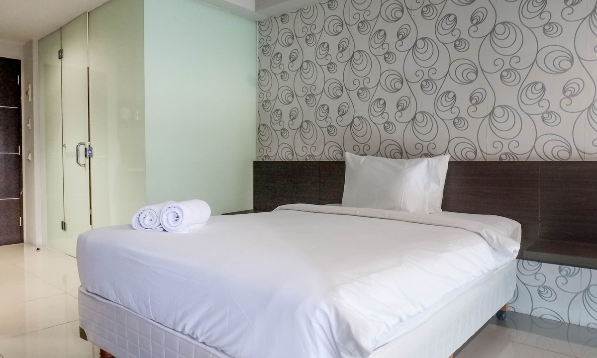 Siwalankerto Apartment | Classic Modern Studio Room Apartment at The Square Surabaya