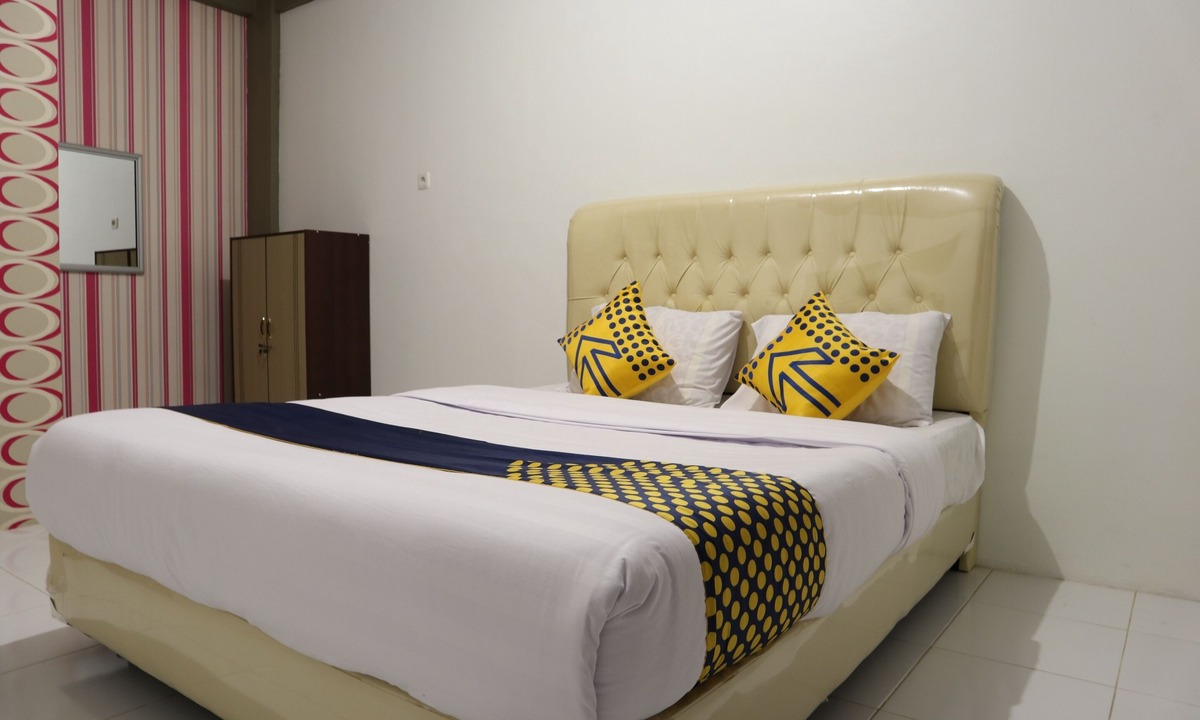 Payakumbuh Hotel | SPOT ON 1772 Hotel Penginapan Cemara Syariah