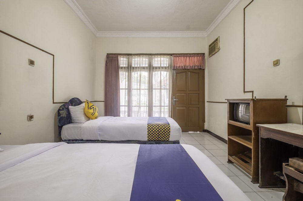Tasikmalaya Hotel | SPOT ON 2341 Hotel Padjajaran 2