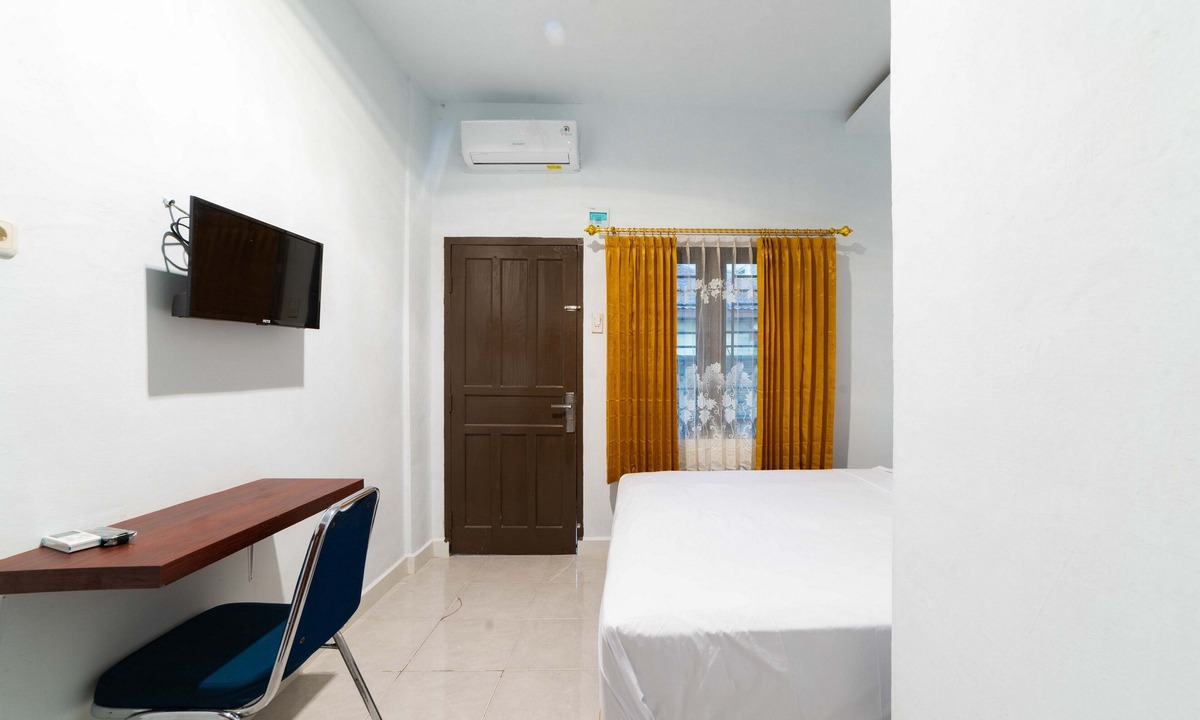 Parapat Hotel | Wisma Sedayu