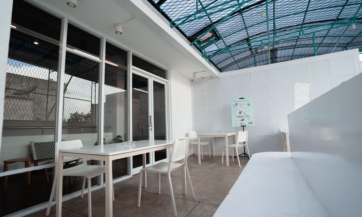 Arjuna Hotel | Bobopod Paskal, Bandung