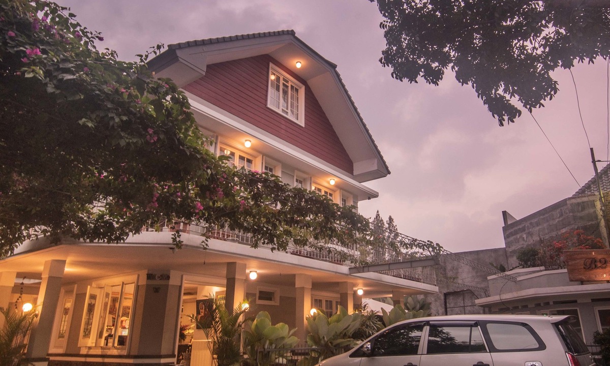 Klojen Hotel | Boutique B21 Malang, Azana Hotels Collection