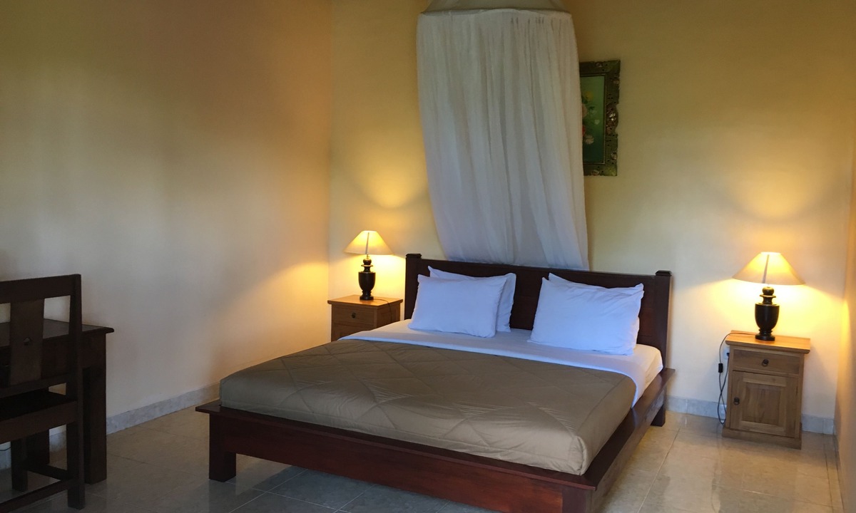 Senggigi House | Cafe Wayan Cottages