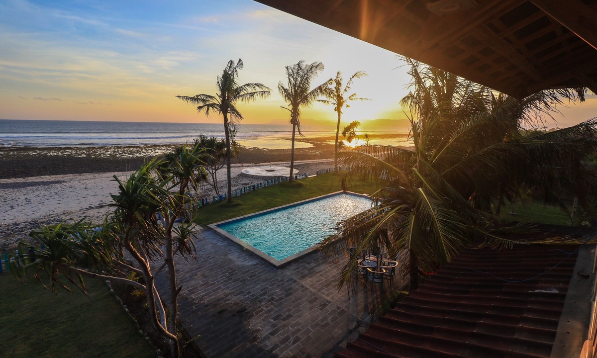 Hu'u Hostel | The Tree House Sumbawa - Hostel