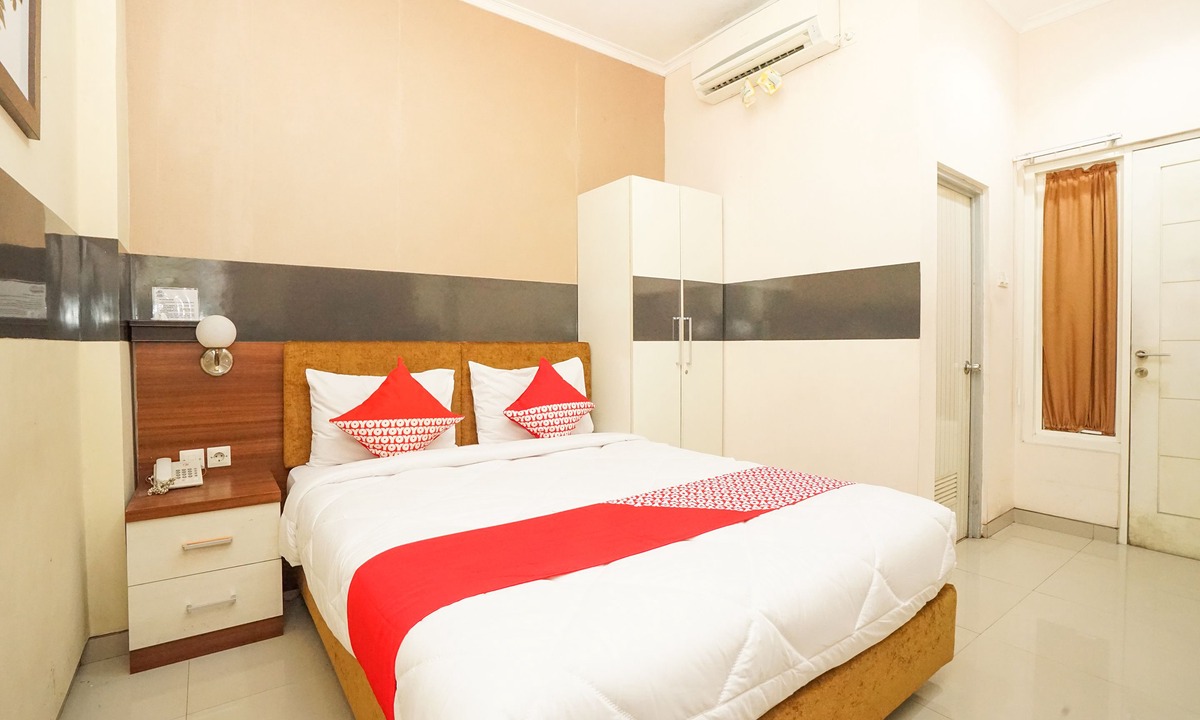Surabaya Hotel | OYO 450 Semampir Residence