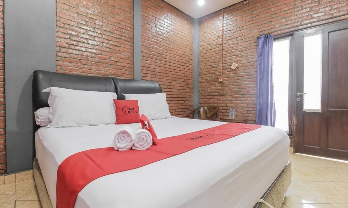 Ragunan House | RedDoorz Plus @ Ampera Raya