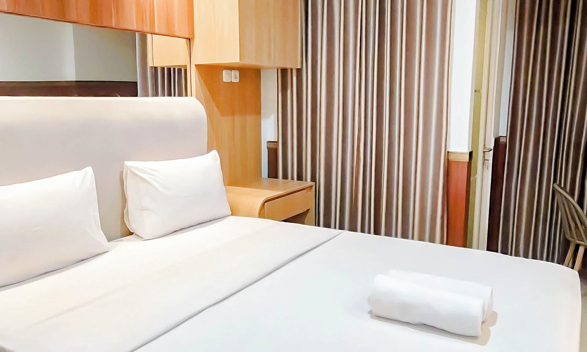 Biringkanya Apartment | Wooden Touch Studio At Tamansari Skylounge Makassar Apartment