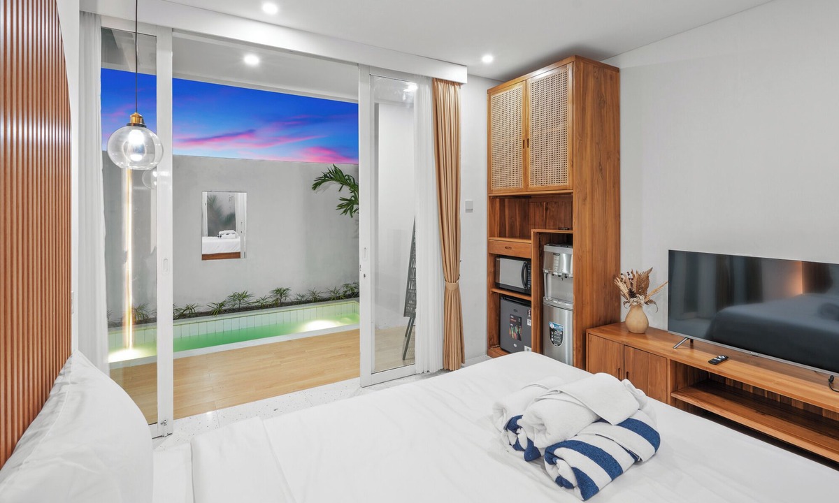 Sunset Road Hotel | Lux Villages and K Hotel