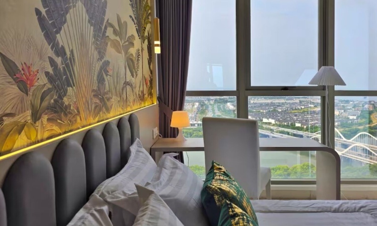 Pantai Indah Kapuk Apartment | By The Cove By SanLiving- 3BR - PIK
