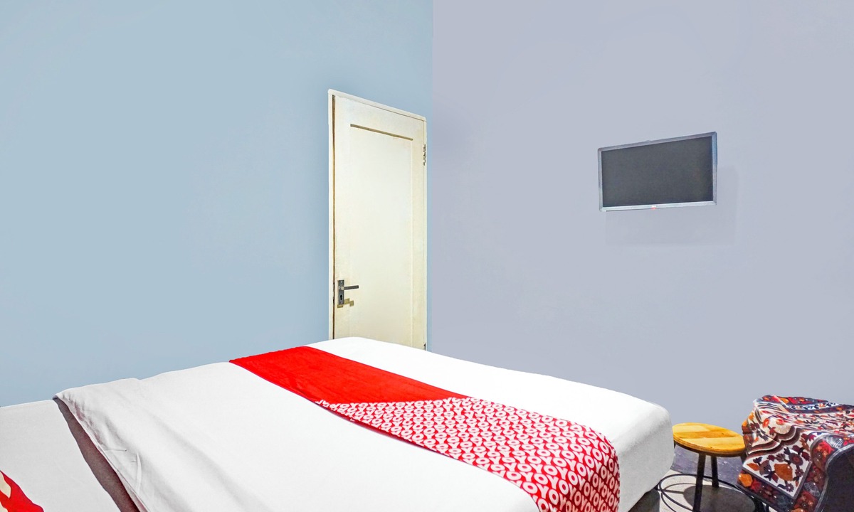 Medan Hotel | Hotel O Mandala Near Universitas Negeri Medan (UNIMED)