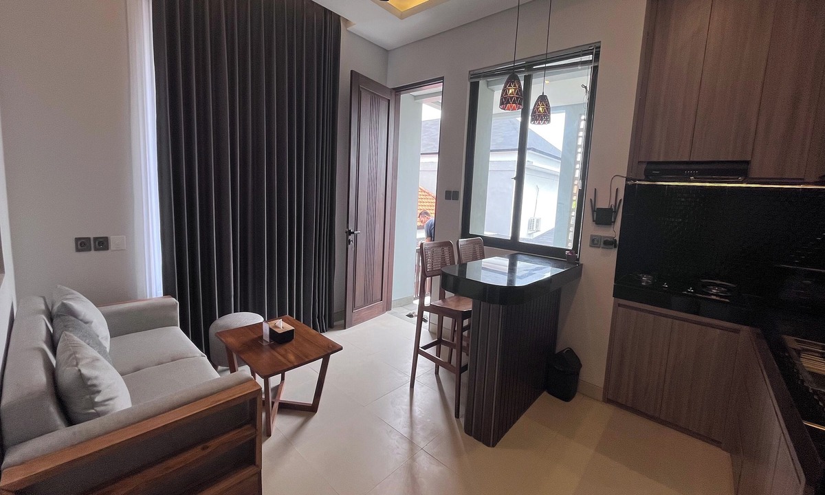 Sunset Road Hotel | Ranala Coliving