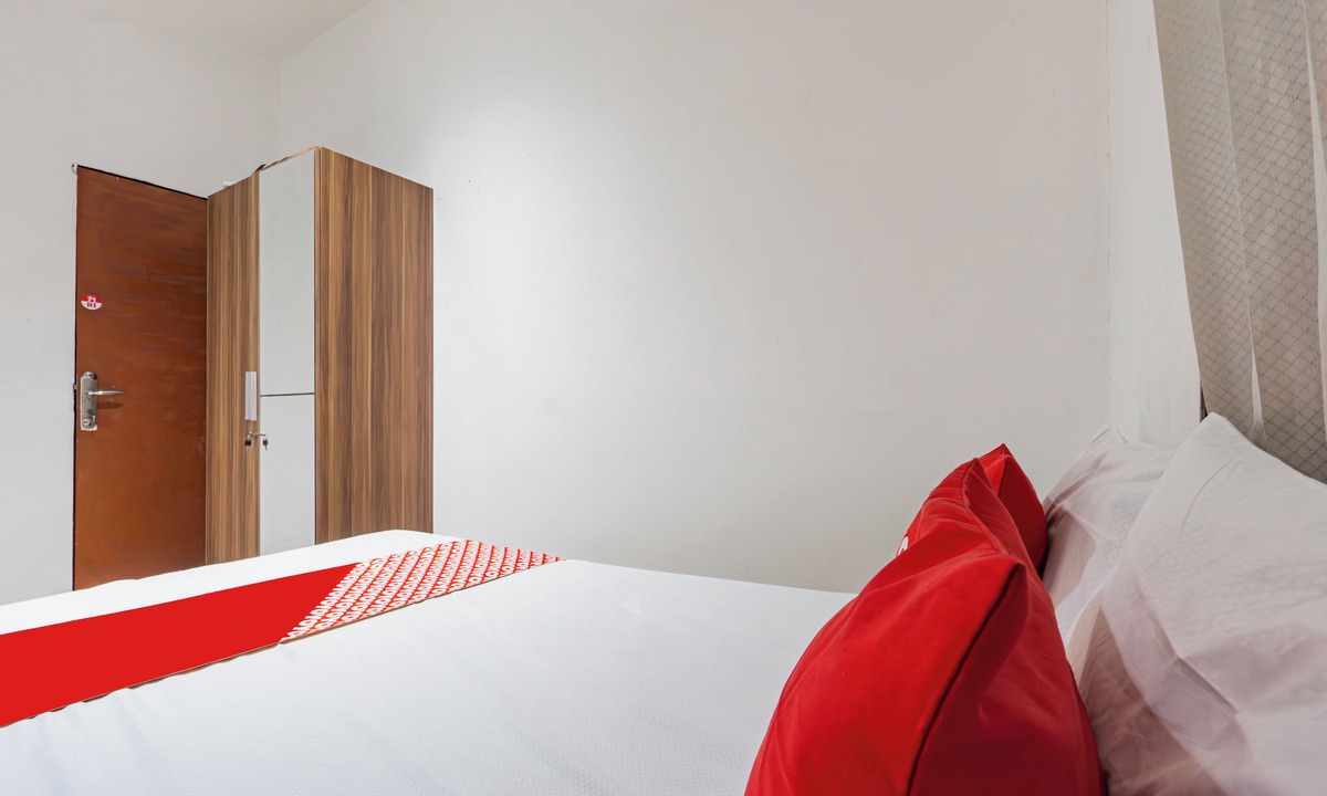 Surabaya Hotel | OYO Life 93978 Wisma Homestay Syariah