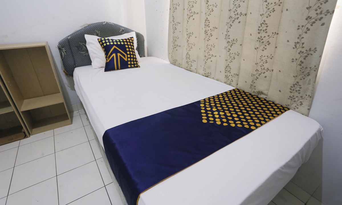 Pondokcina Hotel | SPOT ON 93919 Murodi Syariah