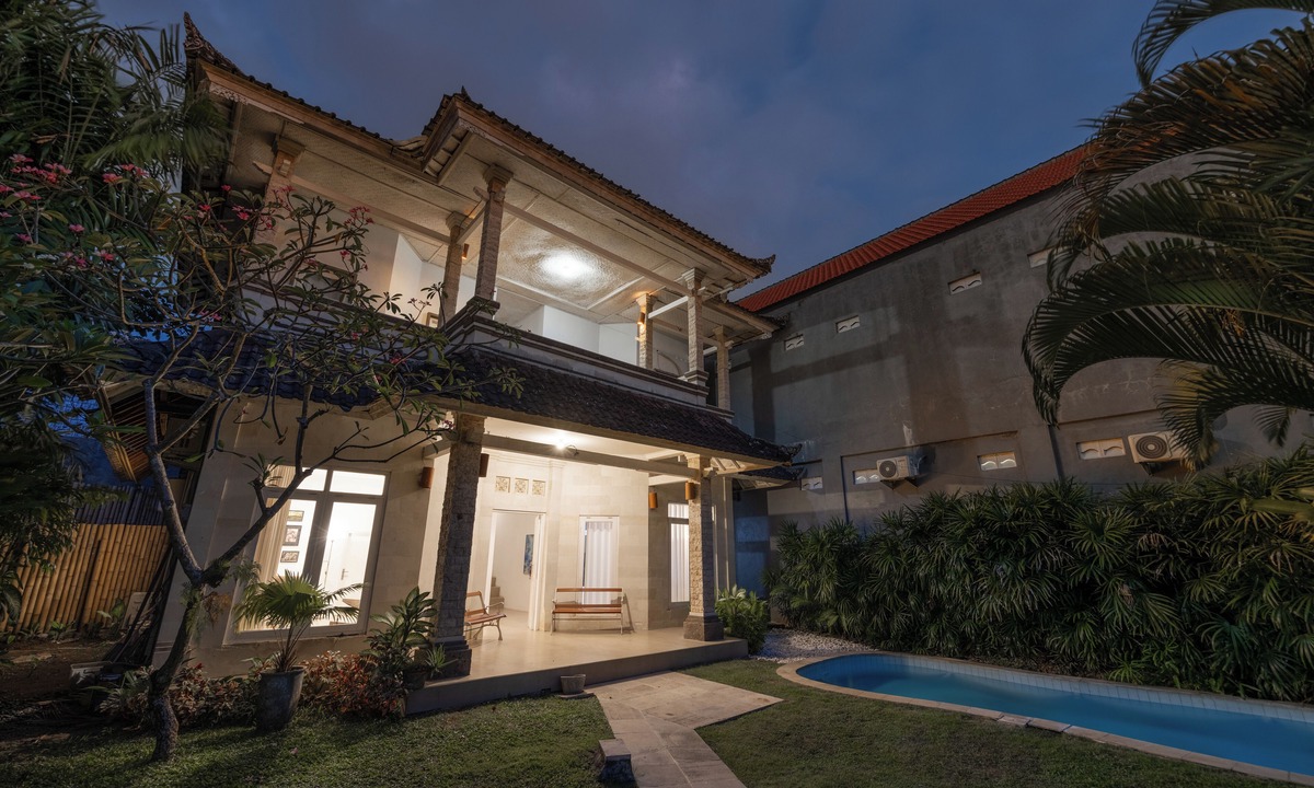 Batubelig Villa | Beautiful Seminyak Villa With Pool and Only 10 min Walk From Beach