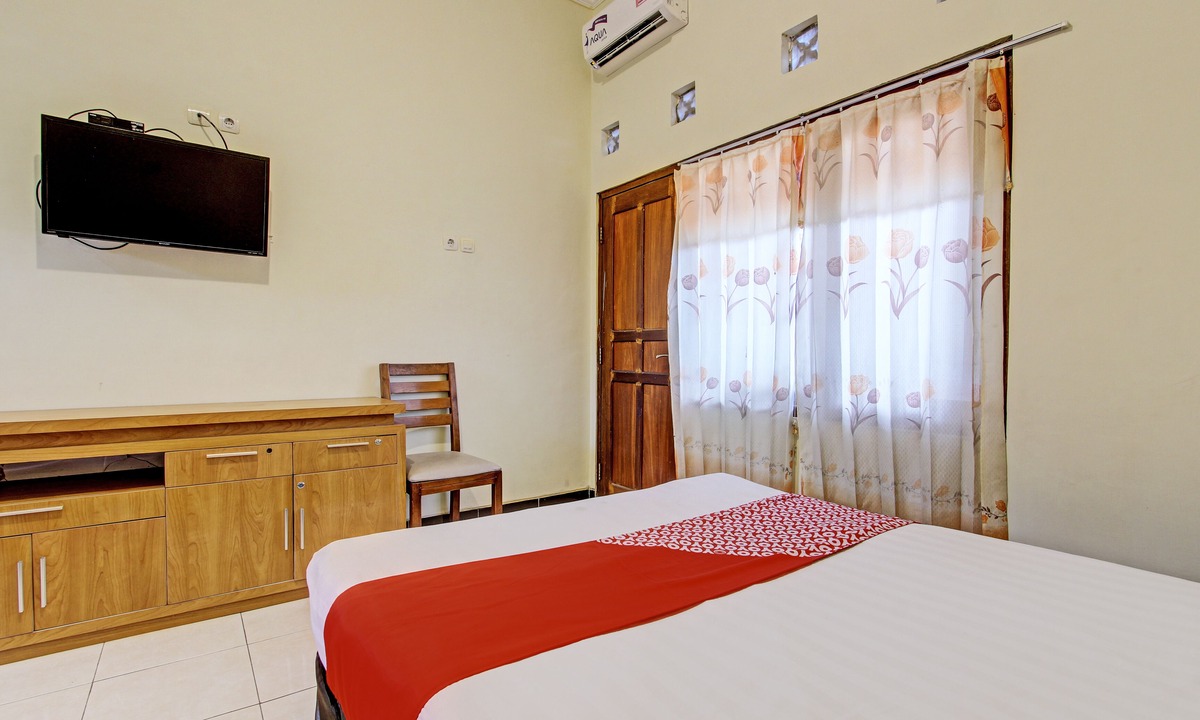 Mendut Hotel | OYO 93660 New Family Hotel Syariah