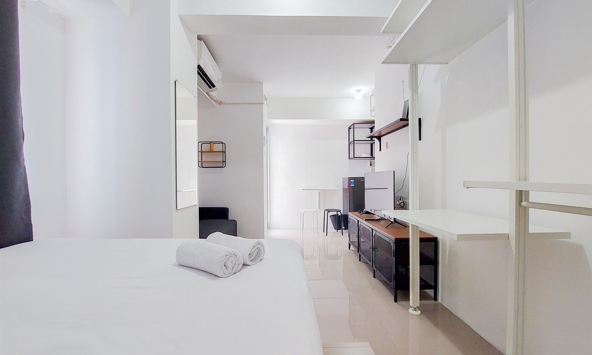 South Tangerang Apartment | Luxury Studio At 19Th Floor Apartment Urbantown Serpong