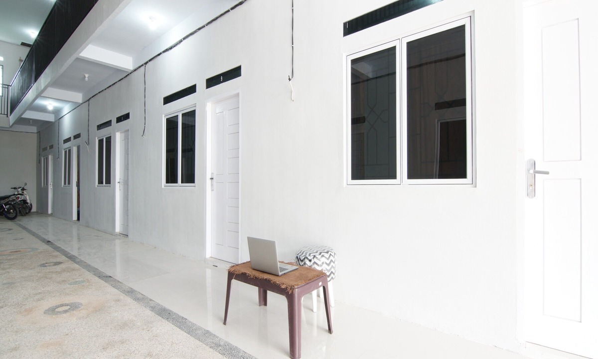 Karanganyar Hotel | Hotel O 45 Guest House