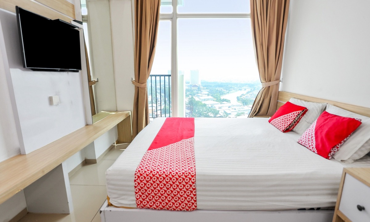 Tangerang Hotel | OYO 93432 Tree Room Hotel
