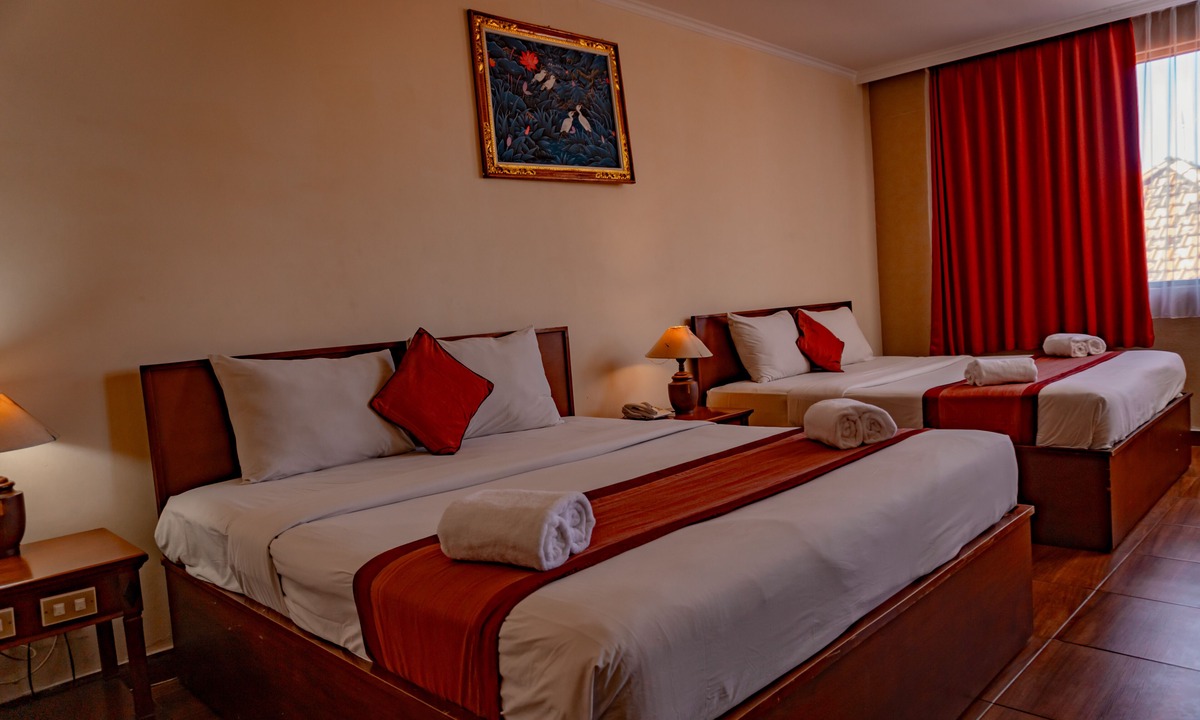 Raya Kuta Hotel | Puri Dibia Hotel