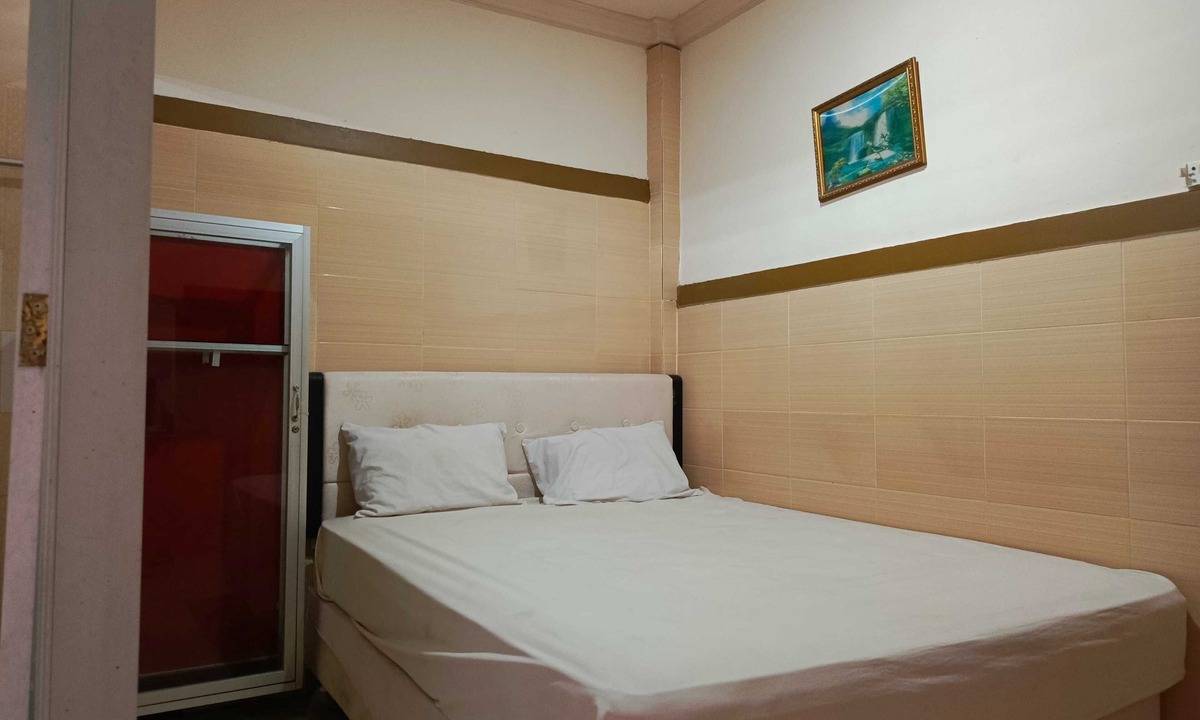 Kendari Hotel | Hotel O Wisma Syariah Lahundape