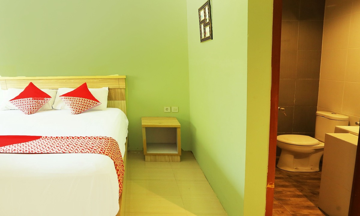 Depok Hotel | OYO 93145 Pondok Alam Syariah