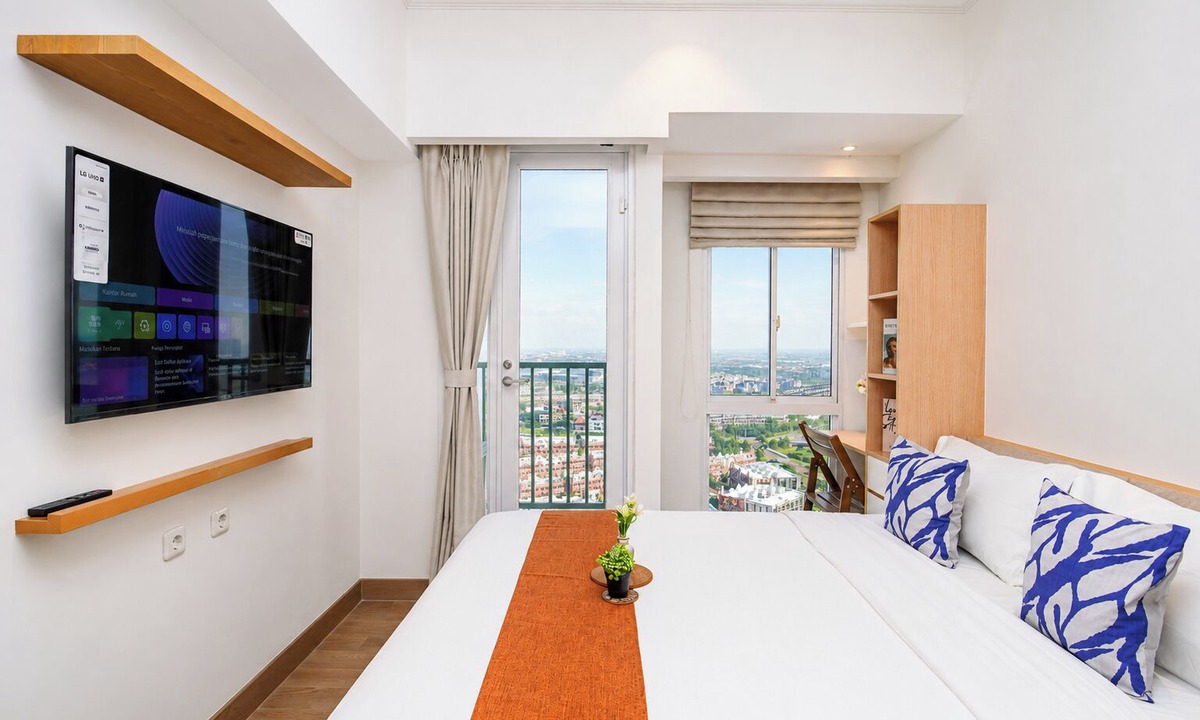 Java Apartment | Comfort Minimalist Studio At Apartment Tokyo Riverside Pik 2