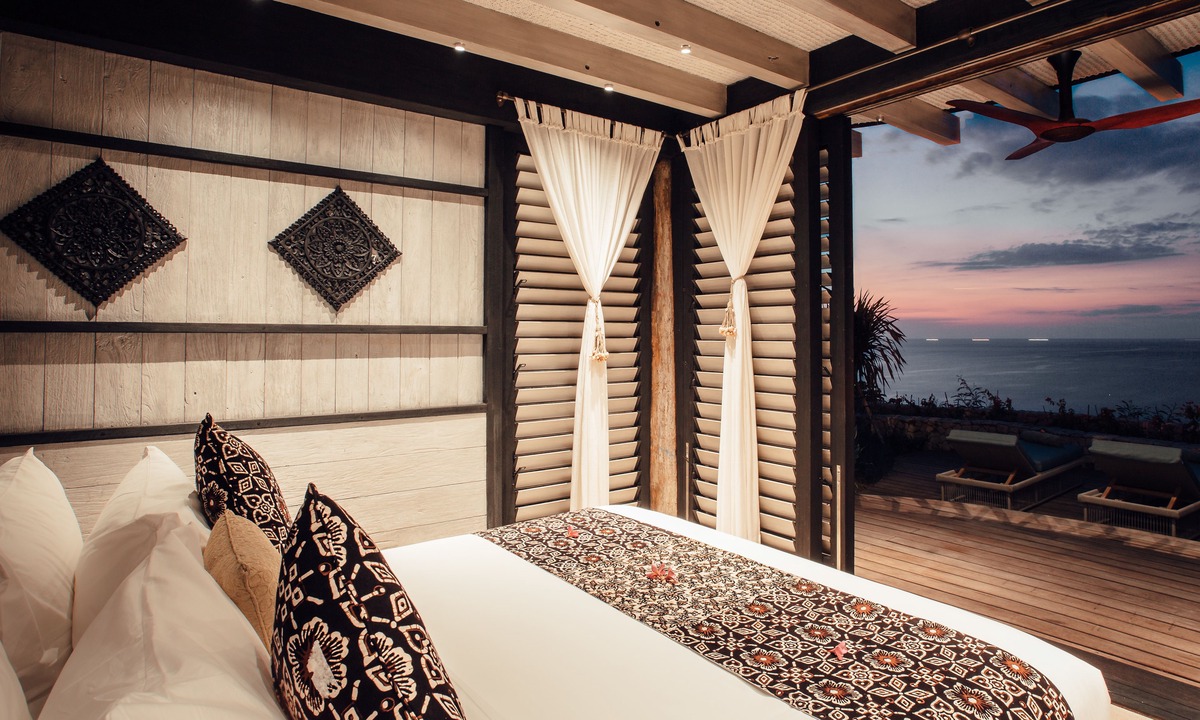 Uluwatu Hotel | Suarga Padang Padang