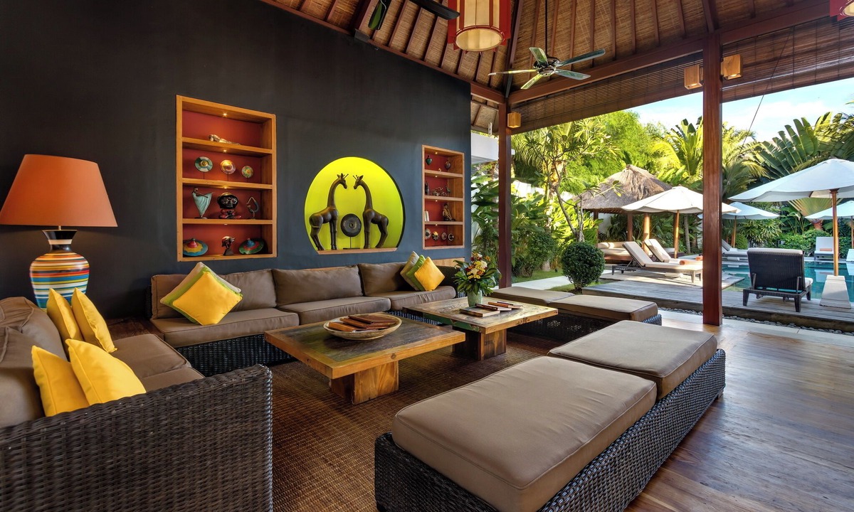 Drupadi Villa | Ultra Luxury & LUXE Pool Villas Near Seminyak Beach Tangram Abakoi Anam & Abagram