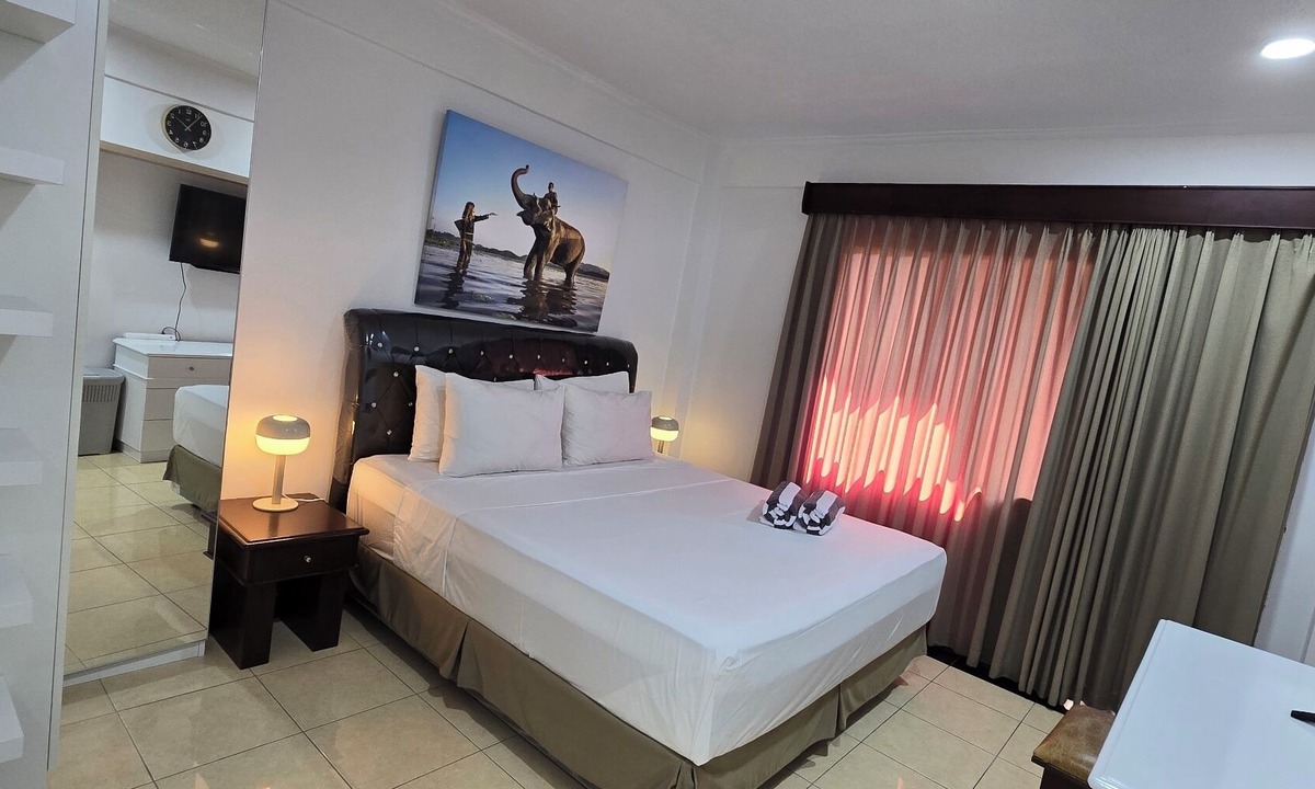 Legian Apartment | Beach Resort Apt. 5 minute Walk to Legian Beach
