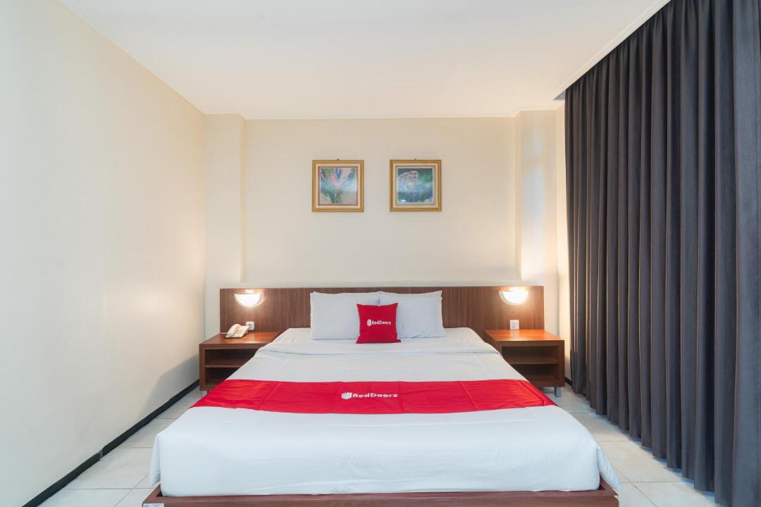 Klojen Hotel | RedDoorz Plus at edOtel Malang