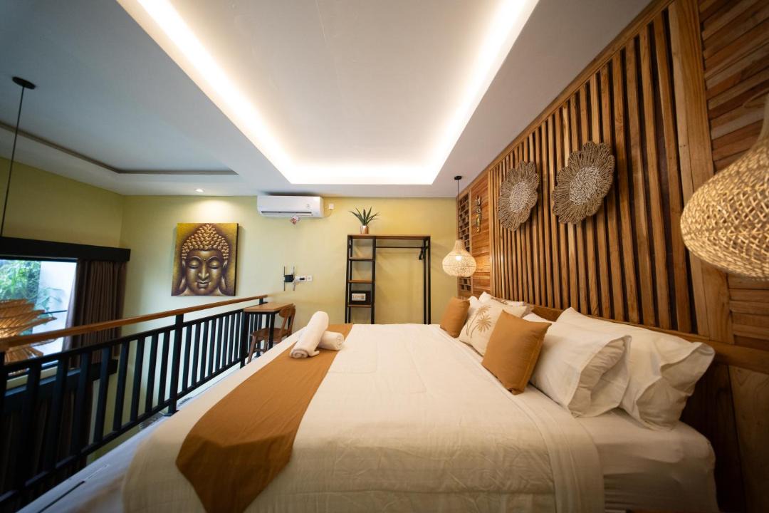 Batu Bolong Hotel | The Loloan Loft