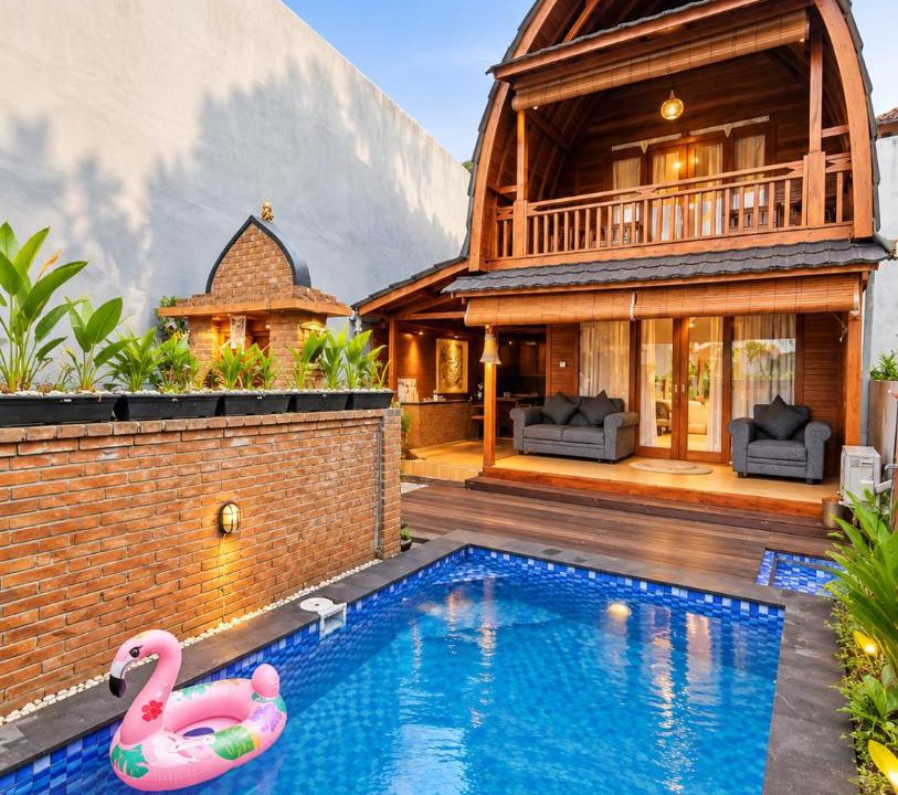 Tabanan Villa | Gubug Kayu Villa with Rice Field View