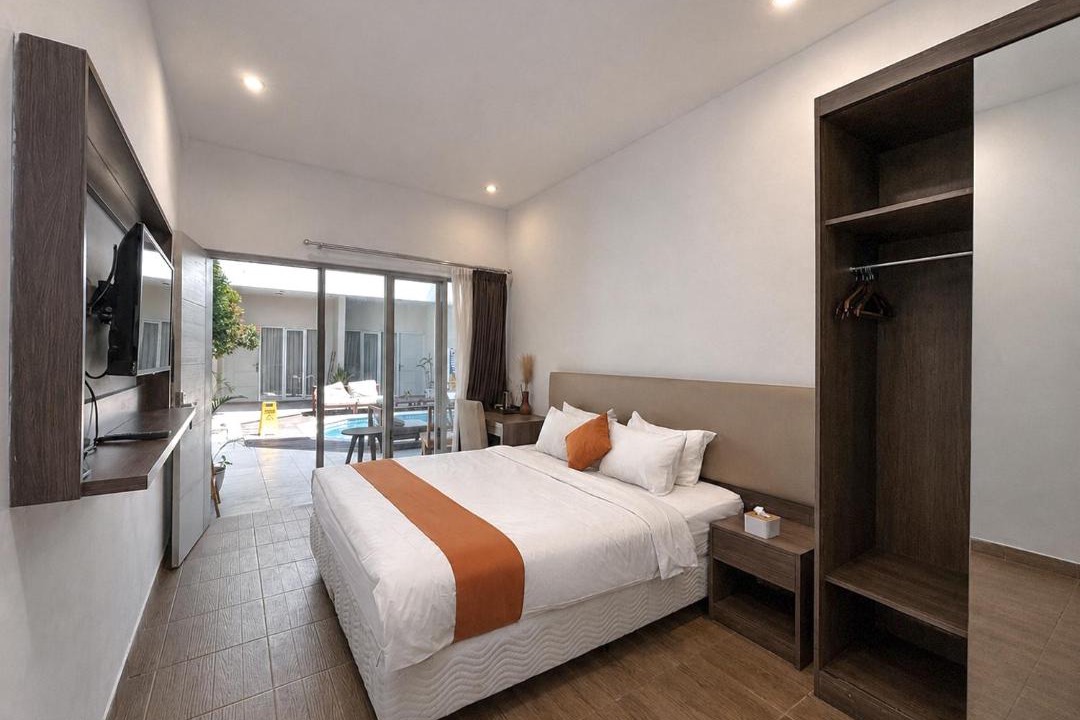 Batu Bolong Hotel | Casa Due
