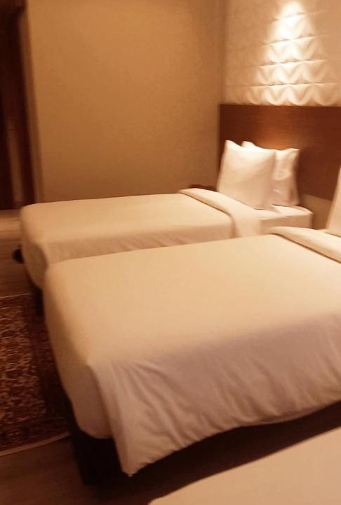 Berastagi House | WISMA SUNRISE GUEST HOUSE 10 minutes by walking to the big fruit market in Berastagi