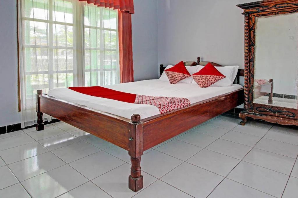 Trenggalek Hotel | Hotel O Desa Wisata Pandean