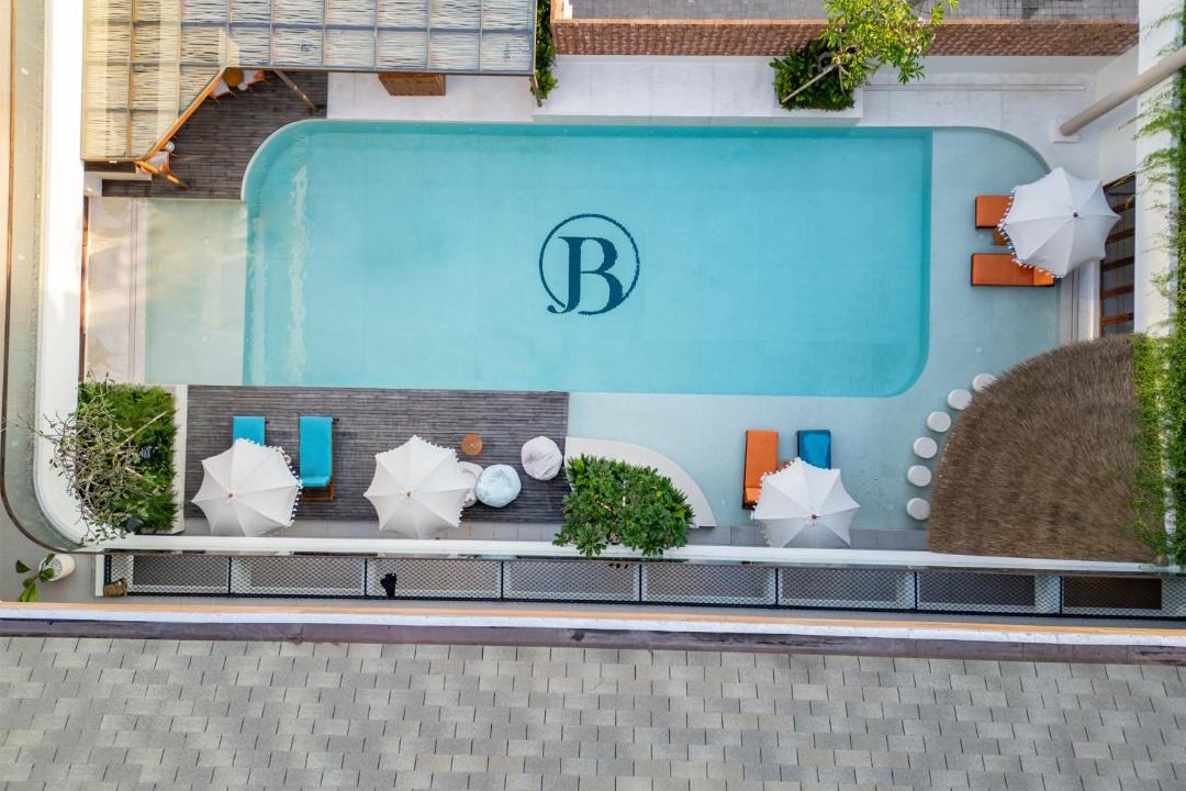 Batu Bolong Hotel | BLive Coliving Canggu