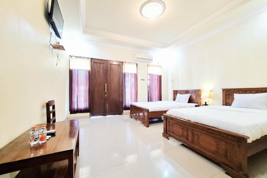 Borobudur Hotel | Hotel Syariah Milik Kita Borobudur Mitra RedDoorz