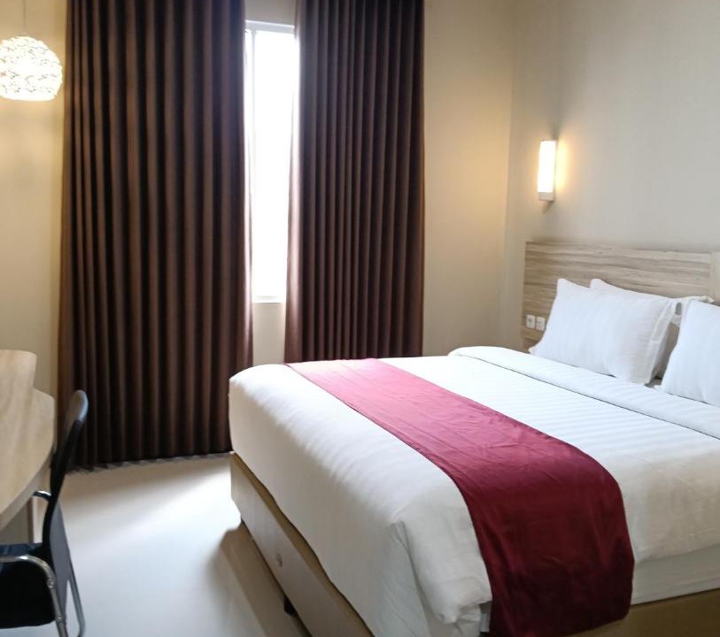Sedati Hotel | Sunflower Hotel Syariah near Juanda Airport
